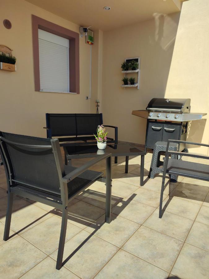 Nenas House Lägenhet Nea Iraklitsa Exteriör bild